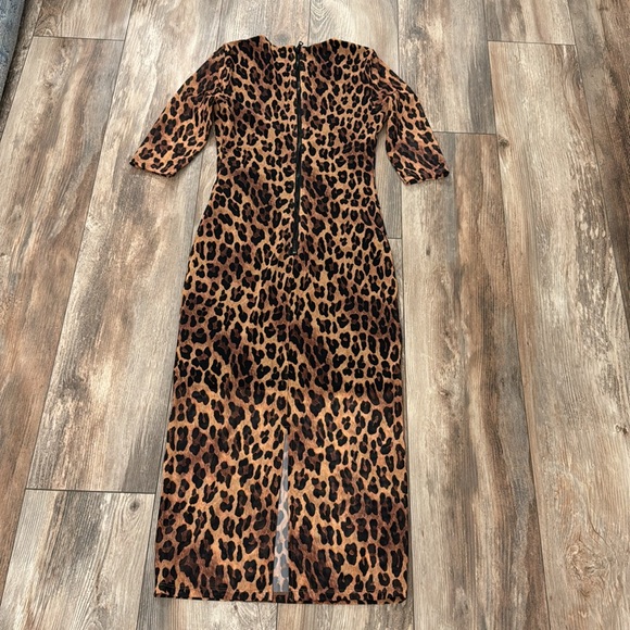 Alice + Olivia Delora Midi Dress Leopard Print - Picture 5 of 5